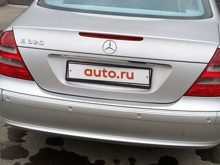 2002 Mercedes-Benz E-Класс 320 III (W211, S211), серебристый, 980000 рублей, вид 2