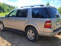 2008 Ford Explorer IV, серебристый - вид 2