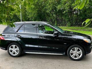 2011 Mercedes-Benz M-Класс 350 III (W166), чёрный, 2000000 рублей, вид 3