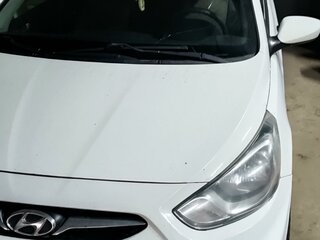 2013 Hyundai Solaris I, белый, 630000 рублей, вид 3