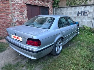 2000 BMW 7 серии 735i III (E38) Рестайлинг, серый, 375000 рублей, вид 1