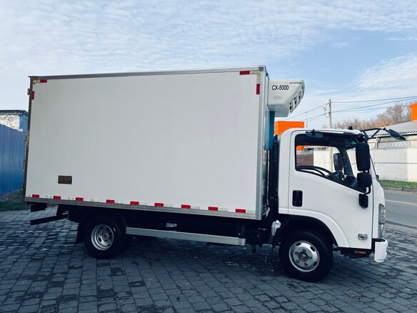 2024 Isuzu ELF KV100, белый, 4750000 рублей - вид 6