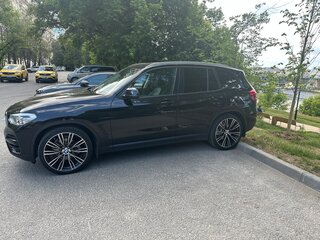 2019 BMW X3 20i xDrive III (G01), чёрный, 3450000 рублей, вид 3