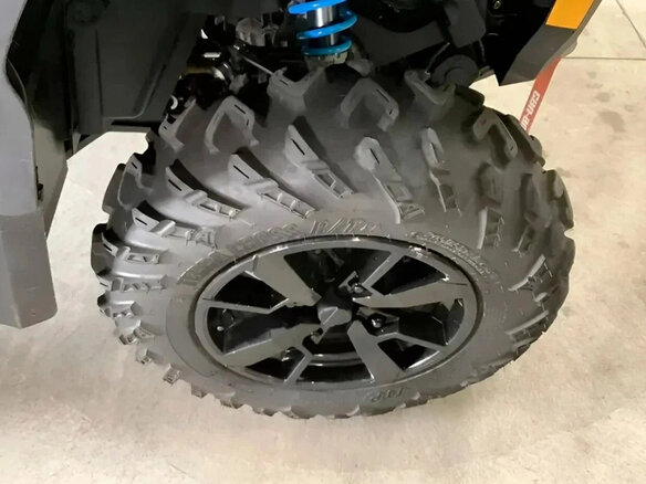 2025 BRP Can-Am Outlander 1000, чёрный, 2601300 рублей - вид 6