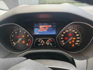 2013 Ford Focus III, красный, 650000 рублей, вид 5