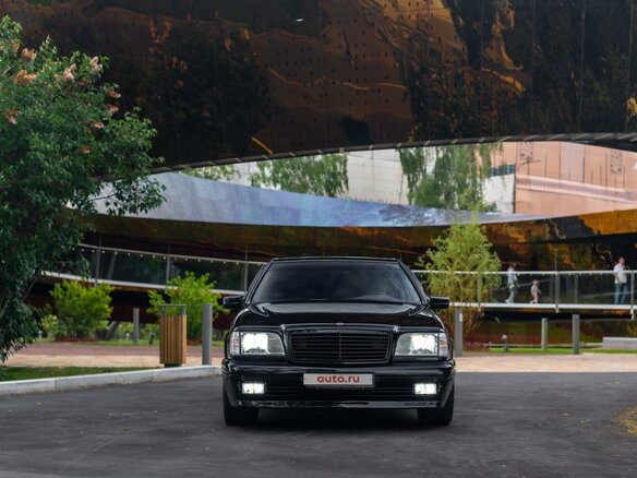1998 Mercedes-Benz S-Класс 600 Long III (W140) Рестайлинг, чёрный