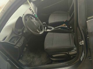 2021 Hyundai Solaris II Рестайлинг, серый, 2000000 рублей, вид 5