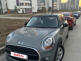 2018 Mini Hatch Cooper III (F55/F56), серый, 1650000 рублей, вид 2
