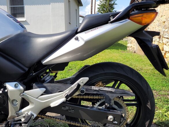 2004 Honda CBF 600, серебристый, 444000 рублей - вид 9