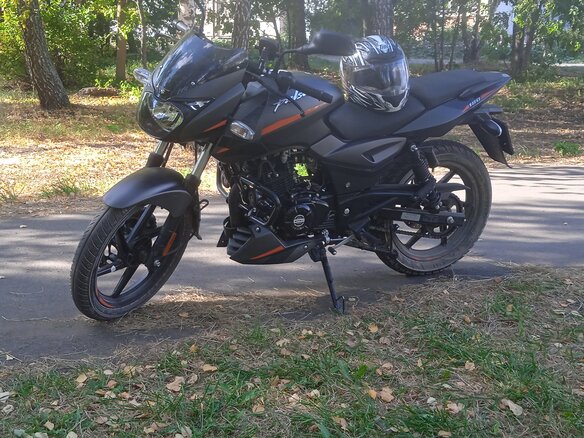 2023 Bajaj Pulsar 180, серый, 220000 рублей - вид 14