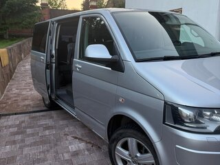2014 Volkswagen Multivan T5 Рестайлинг, серебристый, 3500000 рублей, вид 1