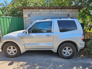 2001 Mitsubishi Pajero III, серый, 1300000 рублей, вид 4