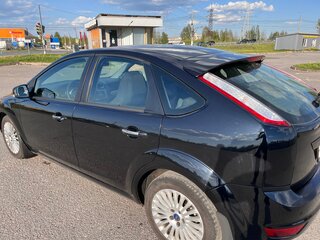 2011 Ford Focus II Рестайлинг, чёрный, 645000 рублей, вид 3