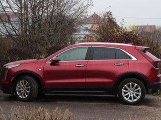 2018 Cadillac XT4 I, красный, 2300000 рублей, вид 2