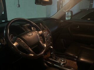 2011 Infiniti QX56 II, серый, 2600000 рублей, вид 4