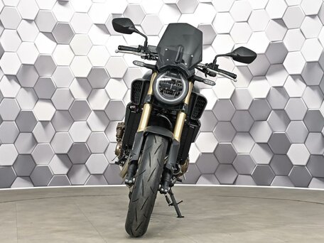 2025 Honda CB 650R, чёрный, 1177000 рублей, вид 5