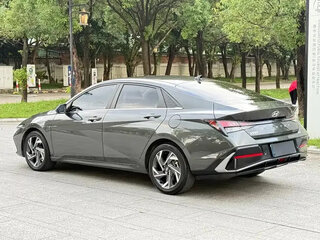 2023 Hyundai Elantra VII (CN7) Рестайлинг, серый, 1330084 рублей, вид 3