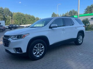 2021 Chevrolet Traverse II, белый, 3300000 рублей, вид 1