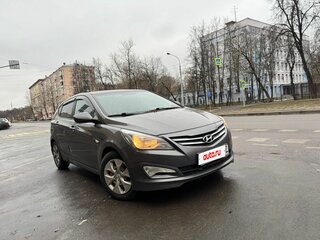 2014 Hyundai Solaris I Рестайлинг, серый, 650000 рублей, вид 1