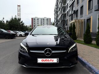 2018 Mercedes-Benz CLA 200 I (C117, X117) Рестайлинг, синий, 2070000 рублей, вид 3