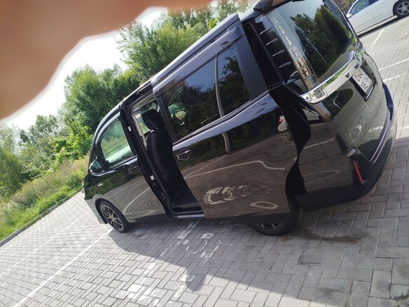 2015 Toyota Voxy III (R80), чёрный, 2200000 рублей - вид 8