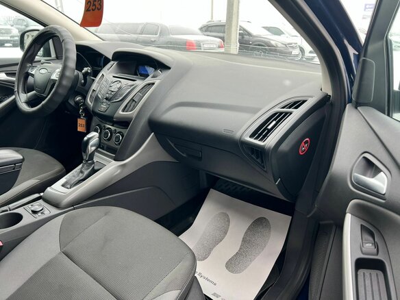 2011 Ford Focus III, синий, 990000 рублей - вид 9