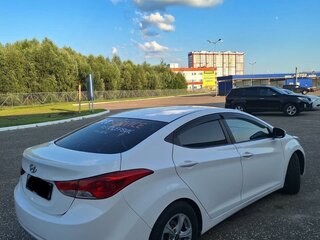 2013 Hyundai Elantra V (MD), белый, 1240000 рублей, вид 2