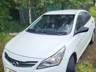 2014 Hyundai Solaris I Рестайлинг, белый, 1300000 рублей, вид 1