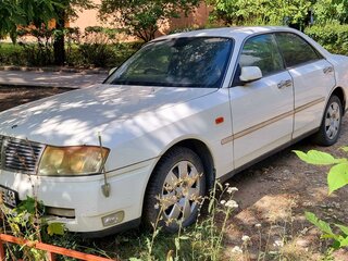 2000 Nissan Gloria XI (Y34), белый, 550000 рублей, вид 1