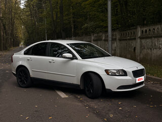 2008 Volvo S40 II Рестайлинг, белый, 490000 рублей, вид 1