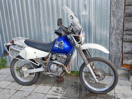 2000 Suzuki Djebel 250, белый, 300000 рублей, вид 1