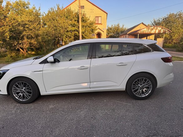 2019 Renault Megane IV, белый, 1750000 рублей - вид 5