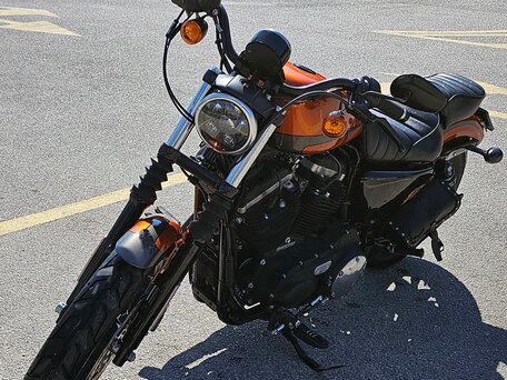 2019 Harley-Davidson Sportster 883, оранжевый, 1100000 рублей, вид 5