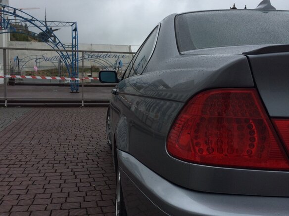 2004 BMW 3 серии 325i IV (E46) Рестайлинг, серый - вид 3