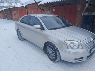 2004 Toyota Avensis II, серебристый, 790000 рублей, вид 2