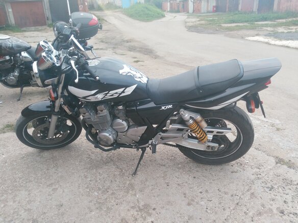 2000 Yamaha XJR400, чёрный - вид 3