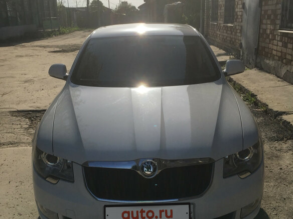 2012 Skoda Superb II, белый - вид 1