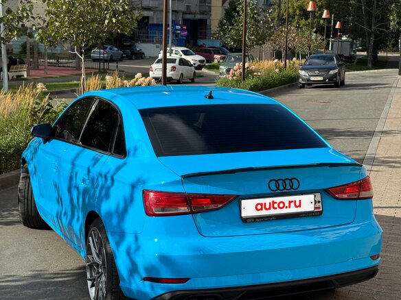 2019 Audi A3 III (8V) Рестайлинг, голубой, 1400000 рублей - вид 14
