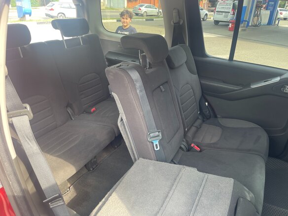 2011 Nissan Pathfinder III Рестайлинг, пурпурный, 1990000 рублей - вид 17