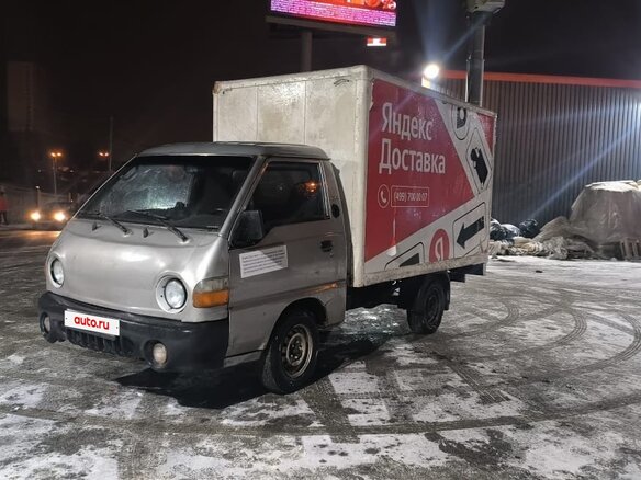 2012 Hyundai Porter, серый, 450000 рублей - вид 4