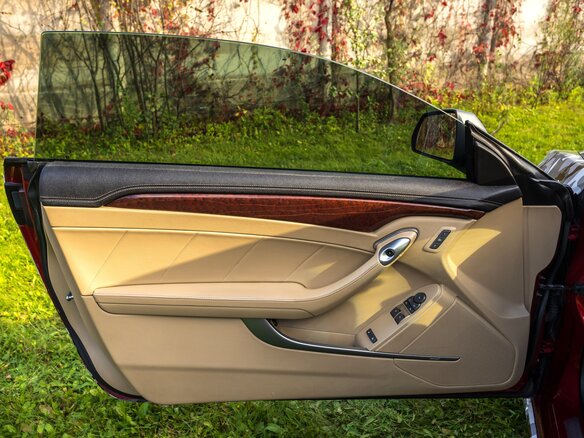 2011 Cadillac CTS II, серый, 1500000 рублей - вид 15