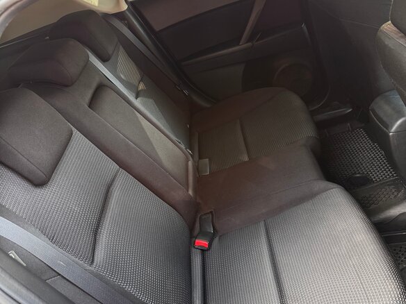 2012 Mazda 3 II (BL) Рестайлинг, серебристый, 800000 рублей - вид 13