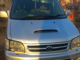 2001 Toyota Town Ace Noah III, серебристый, 549000 рублей, вид 3
