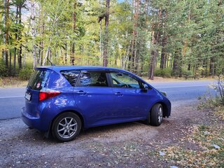 2011 Toyota Ractis II, синий, 930000 рублей, вид 3