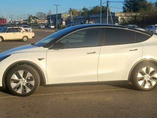 2021 Tesla Model Y Long Range I, белый, 4535000 рублей, вид 4