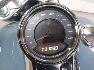 2024 Harley-Davidson Fat Boy, серый, 2599000 рублей, вид 5