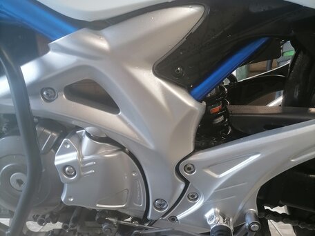 2009 Suzuki SFV 650 Gladius, синий, 400000 рублей, вид 5
