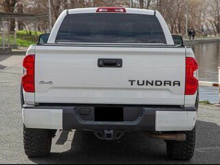2018 Toyota Tundra Long Bed II Рестайлинг, белый, 6100000 рублей, вид 4