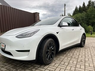 2021 Tesla Model Y Standard I, белый, 3334918 рублей, вид 2
