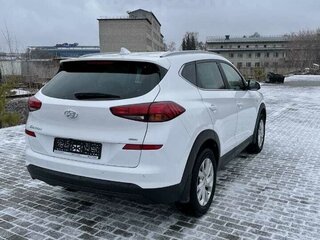 2020 Hyundai Tucson III Рестайлинг, белый, 2600000 рублей, вид 5